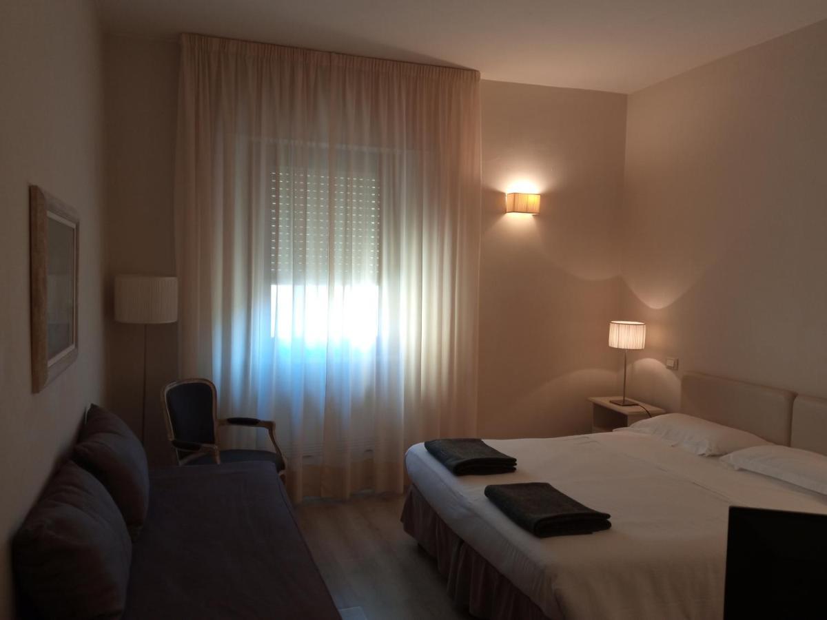 Hotel Touring Livorno Exterior photo