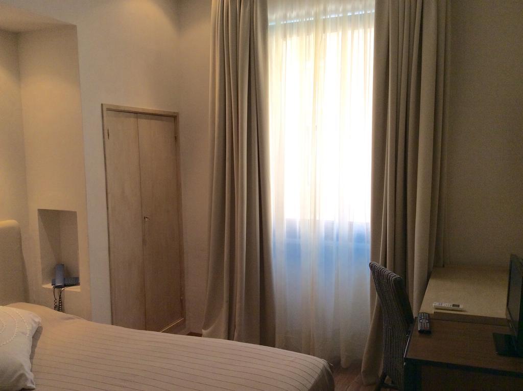 Hotel Touring Livorno Exterior photo