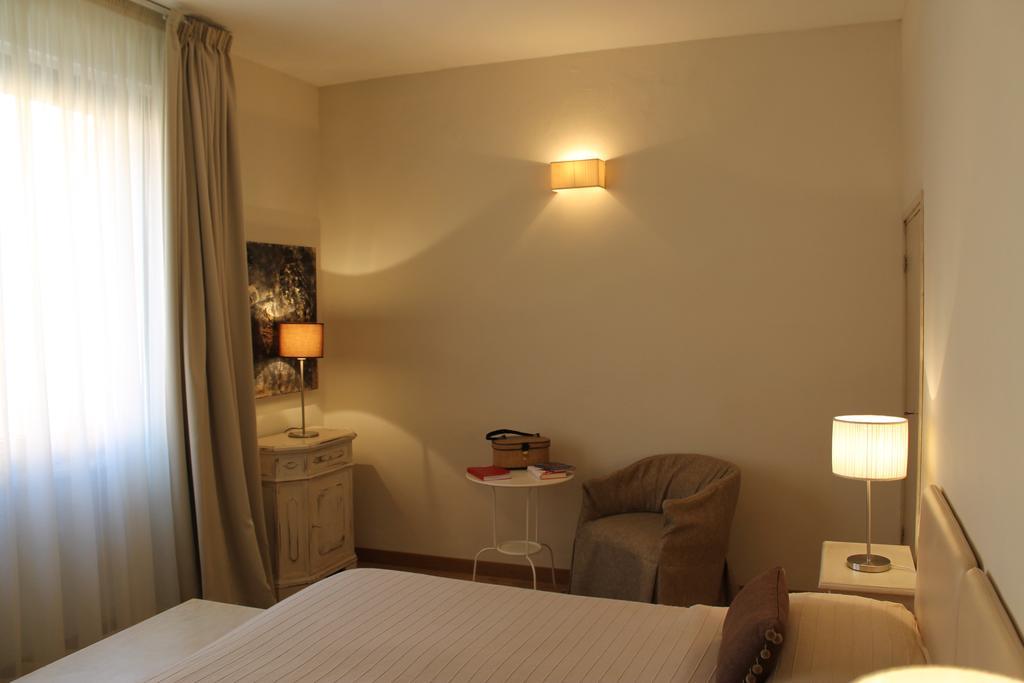 Hotel Touring Livorno Exterior photo
